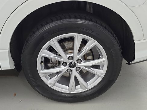 Used 2021 Audi Q3 2.0T Premium image 32