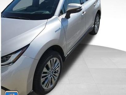 Used 2021 Toyota Venza Limited w/ Advanced Technology Package