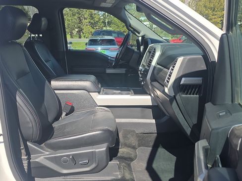 Certified 2017 Ford F350 Lariat w/ Lariat Ultimate Package image 10