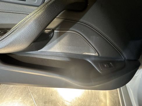 Used 2018 BMW 530i image 20