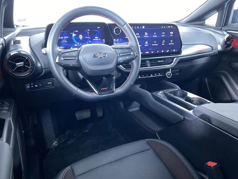 Certified 2024 Chevrolet Equinox EV RS image 2