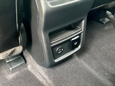 Used 2022 Ford Edge SEL w/ Convenience Package image 39