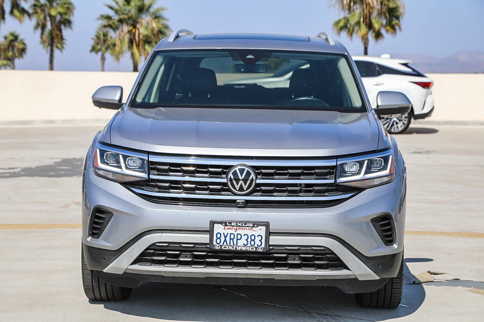 Used 2021 Volkswagen Atlas SEL Premium AWD/4WD image 2