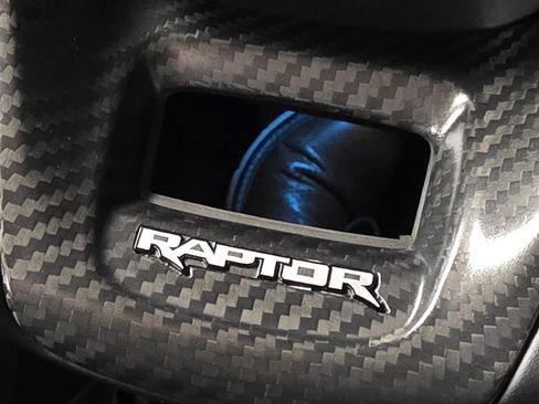 Used 2023 Ford Bronco Badlands image 36