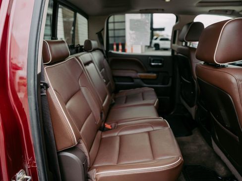 Used 2015 Chevrolet Silverado 3500 High Country image 10