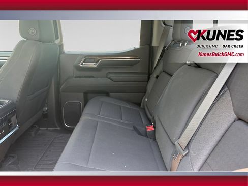 Used 2023 GMC Sierra 1500 Elevation w/ Preferred Package AWD/4WD image 33