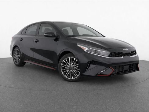 Used 2024 Kia Forte GT-Line FWD image 2