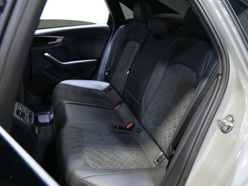 Used 2022 Audi S4 Premium image 36