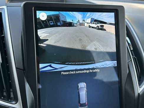 Used 2024 Ford Edge SEL image 22