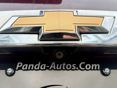 Used 2017 Chevrolet Traverse LT image 43