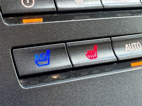 Used 2018 Lincoln MKX Black Label w/ Driver Assistance Package image 31