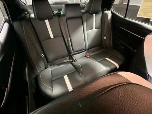 Used 2025 Toyota Camry SE FWD image 33