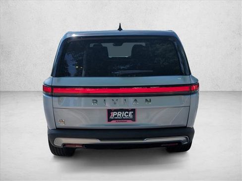 Used 2023 Rivian R1S Adventure AWD/4WD image 7