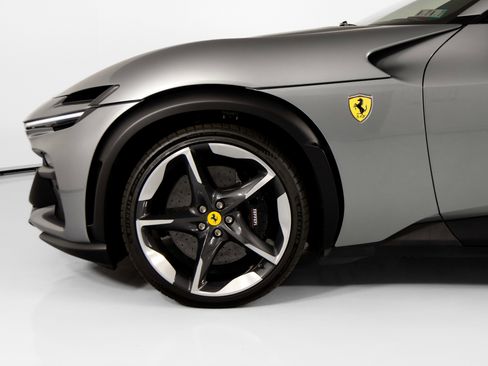 Certified 2023 Ferrari Purosangue AWD/4WD image 9