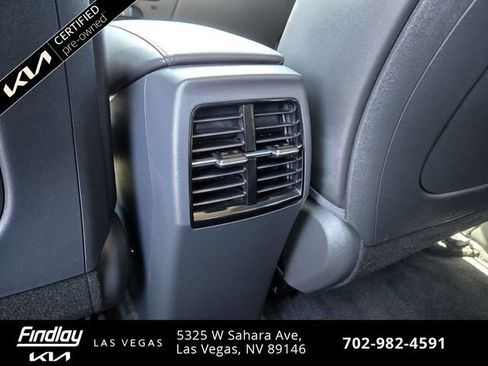 Certified 2024 Kia Niro Wind FWD image 16