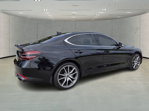 Used 2023 Genesis G70 3.3T RWD image 2