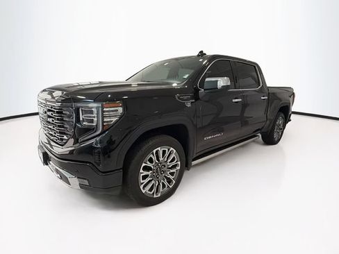 Certified 2025 GMC Sierra 1500 Denali Ultimate AWD/4WD image 3