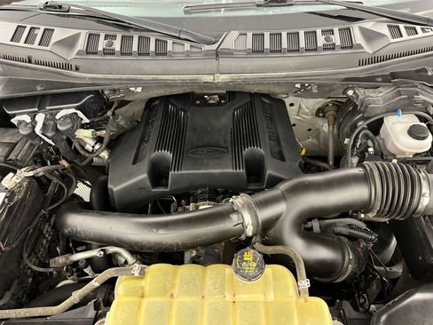 Used 2020 Ford F150 XLT image 21