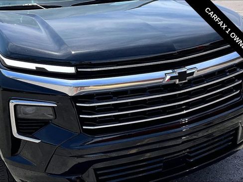 Used 2025 Chevrolet Traverse High Country FWD image 32