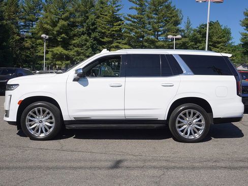 Used 2023 Cadillac Escalade Premium Luxury AWD/4WD image 25