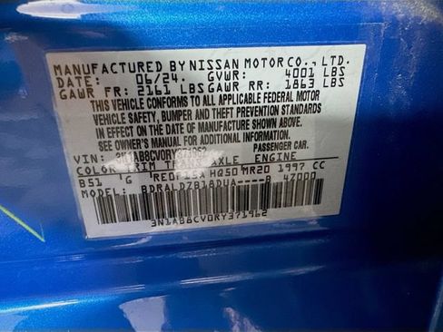 Used 2024 Nissan Sentra SV FWD image 28