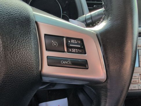 Used 2013 Subaru Outback 2.5i Limited image 21