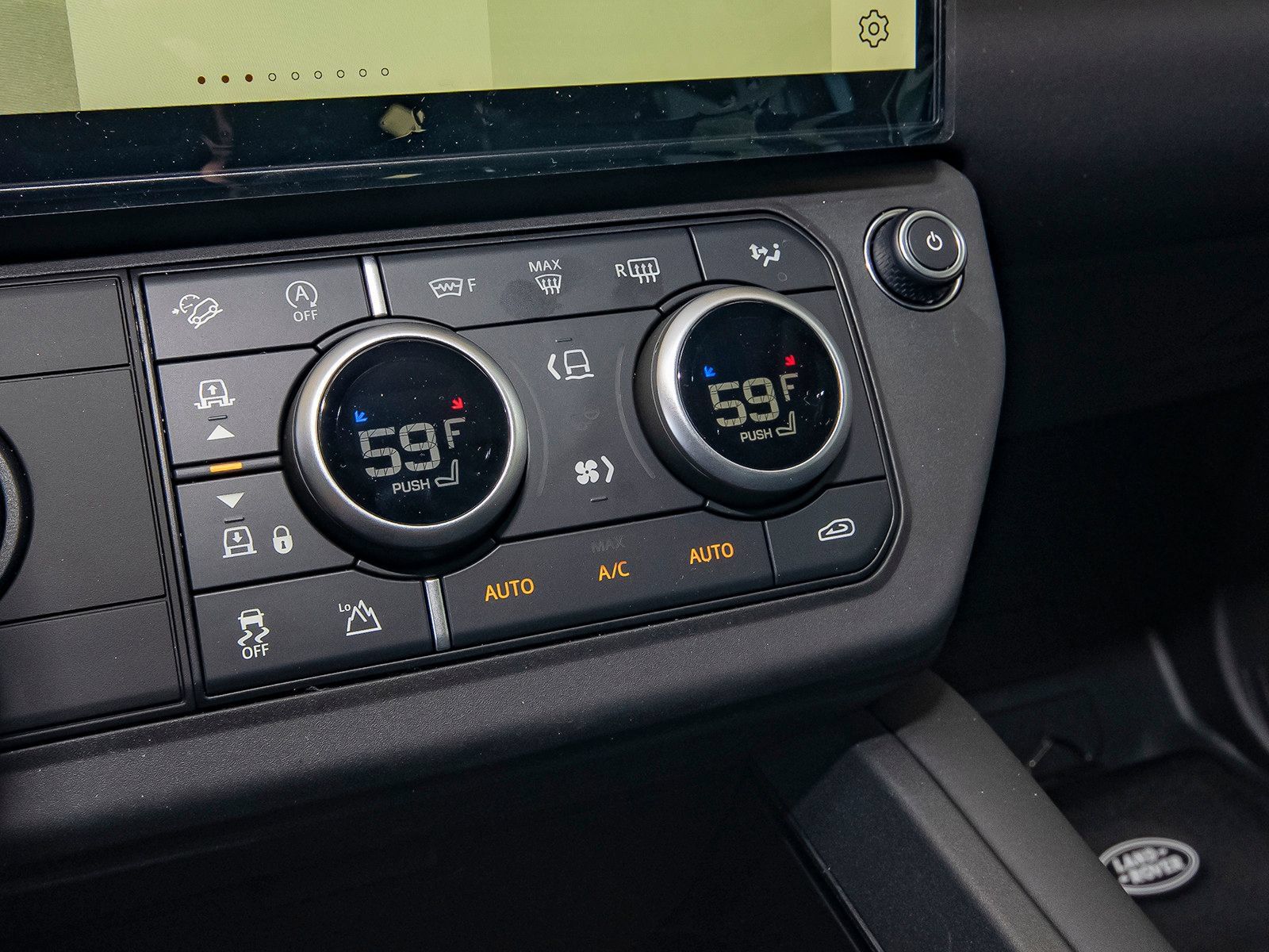 New 2026 Land Rover Defender 110 AWD/4WD image 27