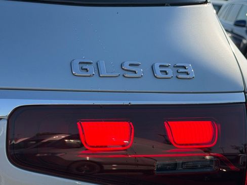 Used 2024 Mercedes-Benz GLS 63 AMG 4MATIC image 11