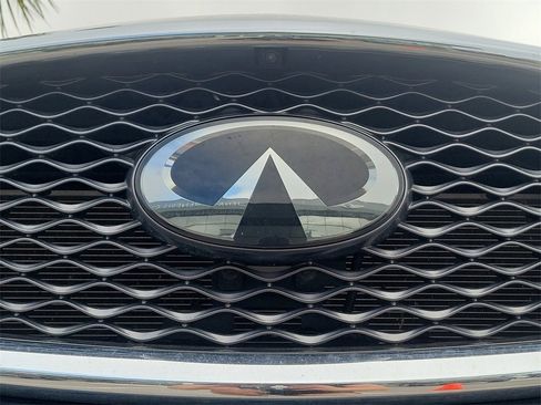 Used 2019 INFINITI QX50 Essential w/ Proactive Package image 3