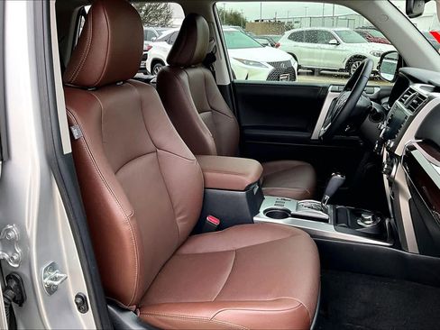 Used 2023 Toyota 4Runner Limited image 9