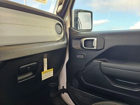 New 2026 Jeep Wrangler Unlimited Sport image 24