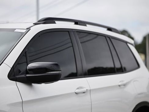 Used 2023 Honda Passport TrailSport image 3