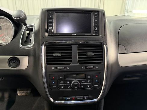 Used 2019 Dodge Grand Caravan GT image 15