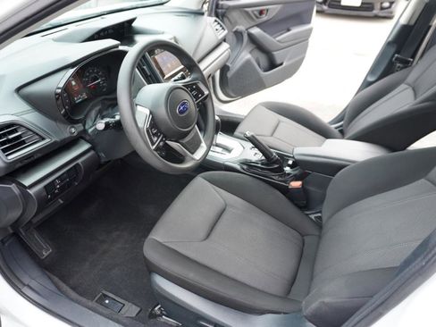 Used 2022 Subaru Impreza 2.0i Premium image 22