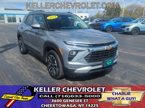 Certified 2024 Chevrolet TrailBlazer LT w/ LT Cold Weather Package AWD/4WD image 1
