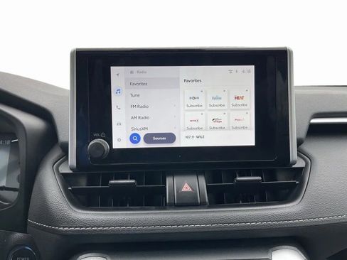 Used 2023 Toyota RAV4 XLE w/ Convenience Package image 28