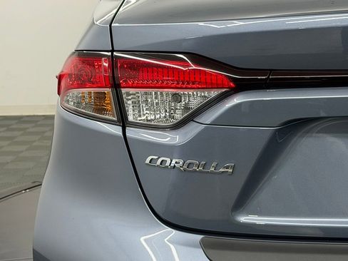Used 2026 Toyota Corolla LE FWD image 13