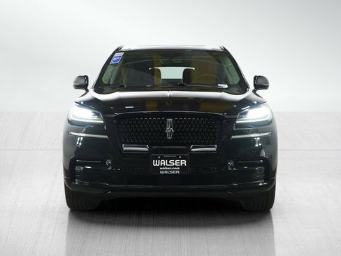 Used 2024 Lincoln Aviator Reserve w/ Equipment Group 201A image 8
