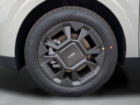 New 2026 Kia Carnival SX w/ SX Dark Edition Package FWD image 32