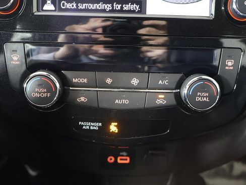 Used 2022 Nissan Rogue Sport SL image 46