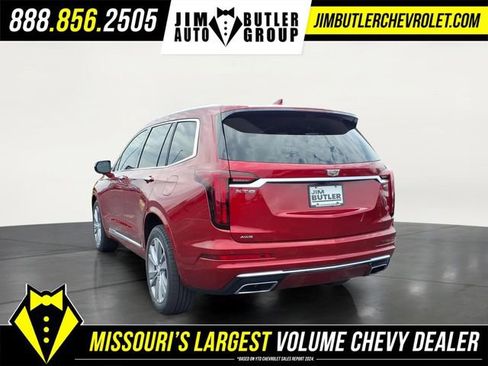 Used 2024 Cadillac XT6 Premium Luxury w/ Technology Package AWD/4WD image 2