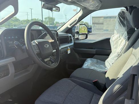 New 2026 Ford F350 Lariat w/ Black Appearance Package AWD/4WD image 18