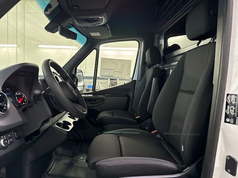 New 2025 Mercedes-Benz Sprinter 3500 image 9