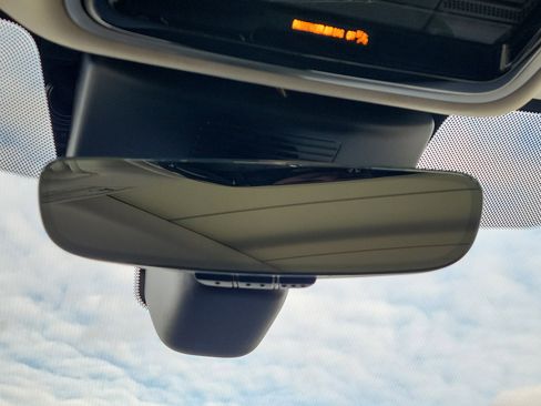 Used 2020 Land Rover Range Rover HSE image 27