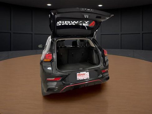 Used 2022 Buick Encore GX Preferred w/ Sport Touring Package FWD image 7