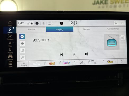 New 2026 Jeep Wrangler Unlimited Rubicon w/ Technology Group image 21