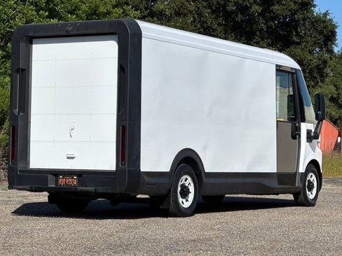 Used 2023 Chevrolet Brightdrop 600 w/ Active Safety Package 2 AWD/4WD image 4