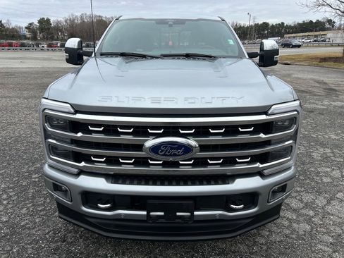 Used 2024 Ford F250 Platinum image 10