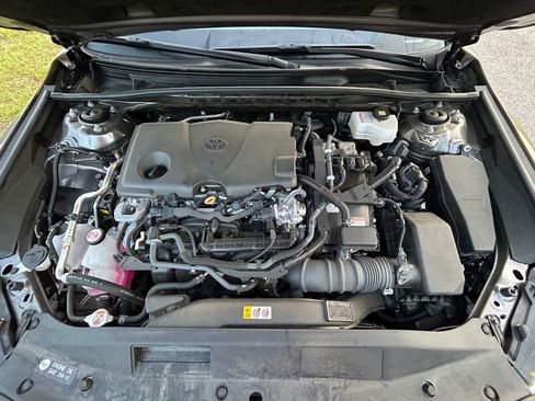 Used 2024 Toyota Camry XSE FWD image 12