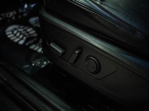 Used 2022 Hyundai Tucson Limited image 16